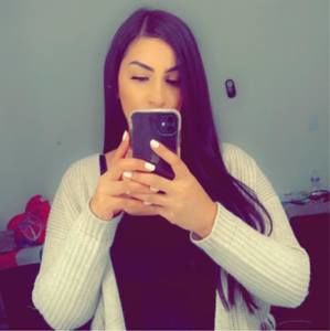 Meet your Posher, Mayra